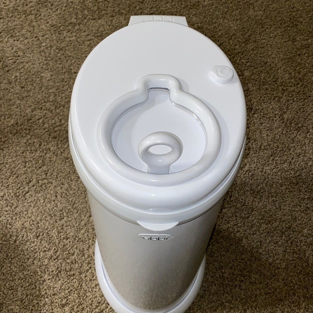 Diaper pail